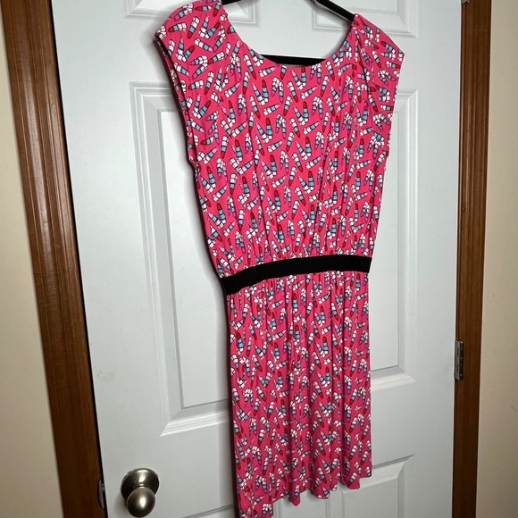 Lilly Pulitzer Laney Kissy Dress Size Medium Lipstick Pattern Pink Blue‎ - Picture 4 of 9